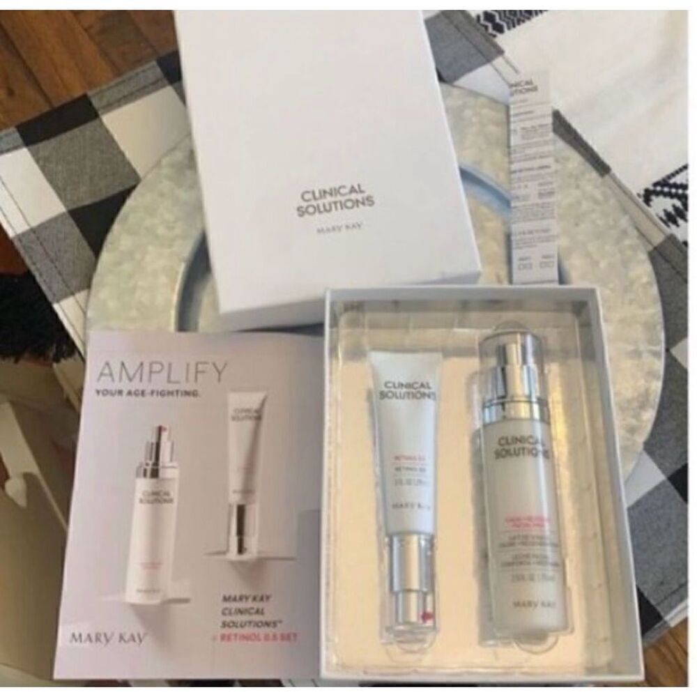 Mary Kay Clinical Solutions Box Set Age Fighting Skincare Retinol .5 Giftbox New - Picture 4 of 12